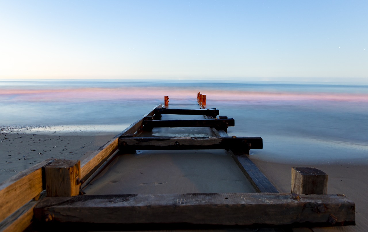 d&eacute;couvrez pourquoi les disjoncteurs sautent fr&eacute;quemment, comment identifier les causes courantes et les solutions pour assurer la s&eacute;curit&eacute; &eacute;lectrique de votre installation.